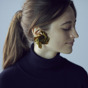 isseymiyake-floriography_11