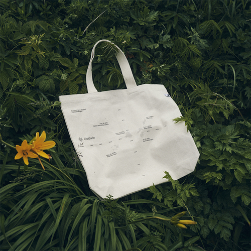 オーガニックコットン100％のトートバッグ (ゴールドウィン） 4,620円