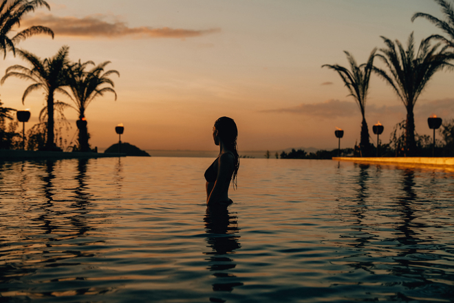 Pool_sunset