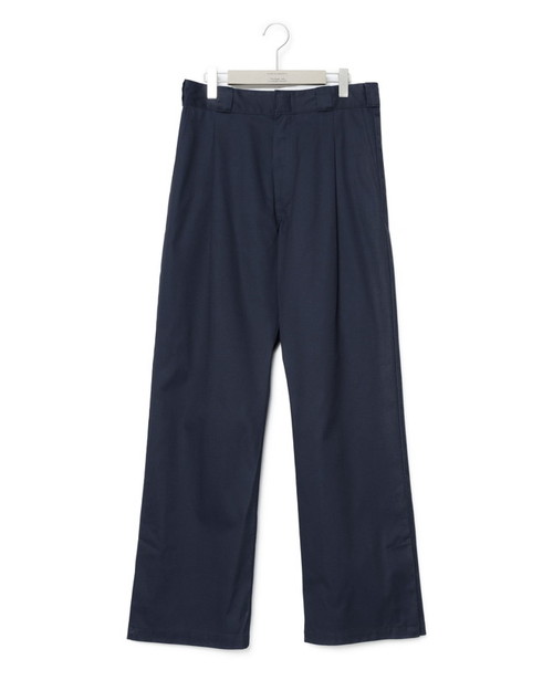  SIDE SLIT CHINO PANT　33,000円