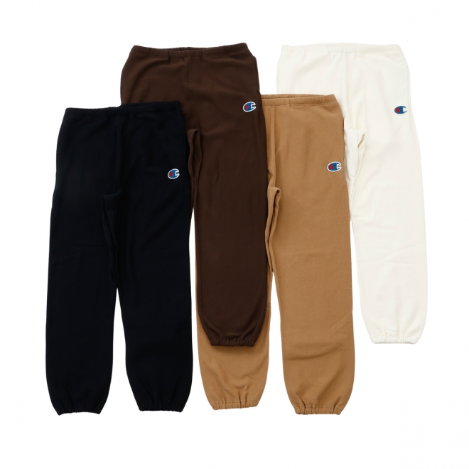 REVERSE WEAVE® SWEATPANTS カラー：アイボリー、キャメル、ダークブラウン、ブラック サイズ：S、M、L、XL、XXL 価格：¥27,500 