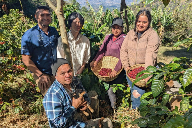 エルサルバドルの「トレス・ポソス農園」