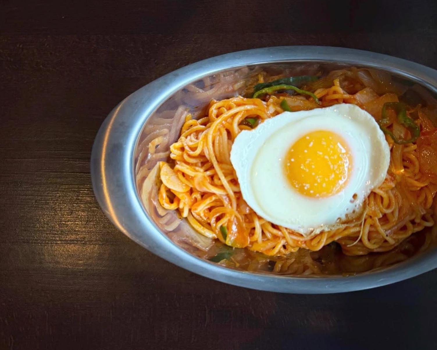 SPAGHETTI NAPOLITAN スパゲッティナポリタン ¥1,300 (¥1,430) 