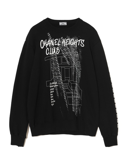 UC2E9820 35,200円／SIZE：L-XXL／COLOR：BLACK,WHITE