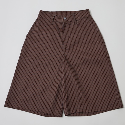 チェックハーフパンツ　21,450円(税込)