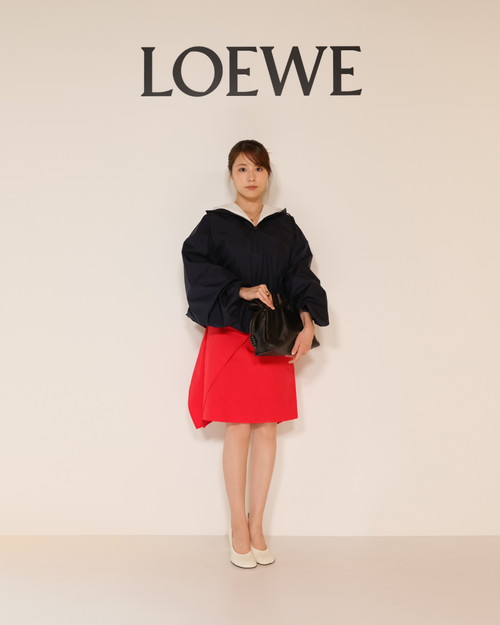 3.CASA LOEWE GINZA_0108_04_Kasumi Arimura_4x5